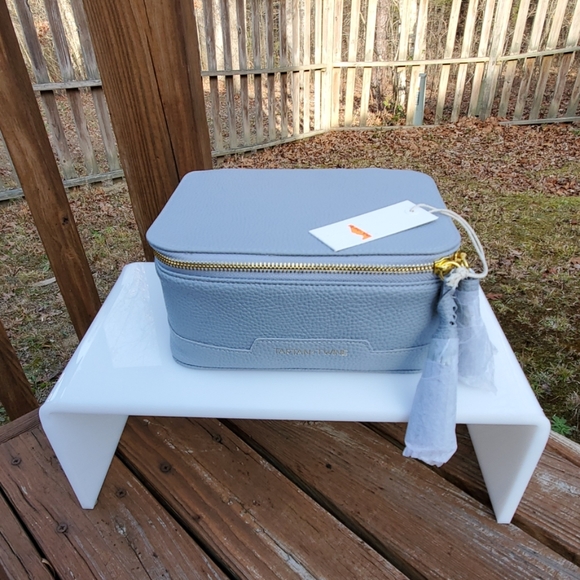 tartan + twine Handbags - NWT Tartan+Twine COSMETIC BOX